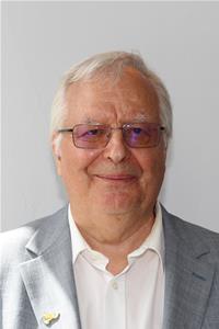 Profile image for Councillor Alan Macro